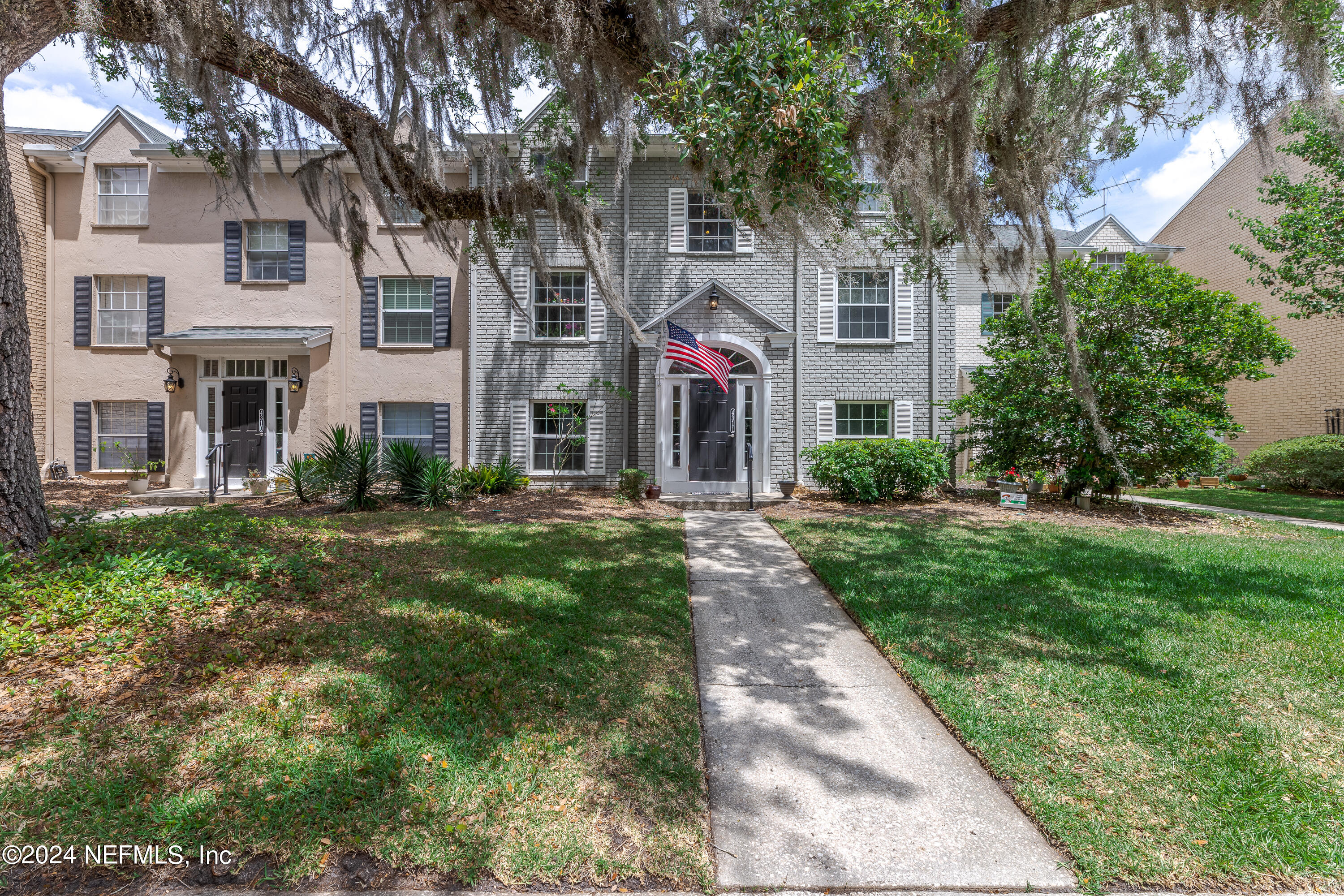 Jacksonville, FL home for sale located at 4311 Plaza Gate Lane S Unit 101, Jacksonville, FL 32217