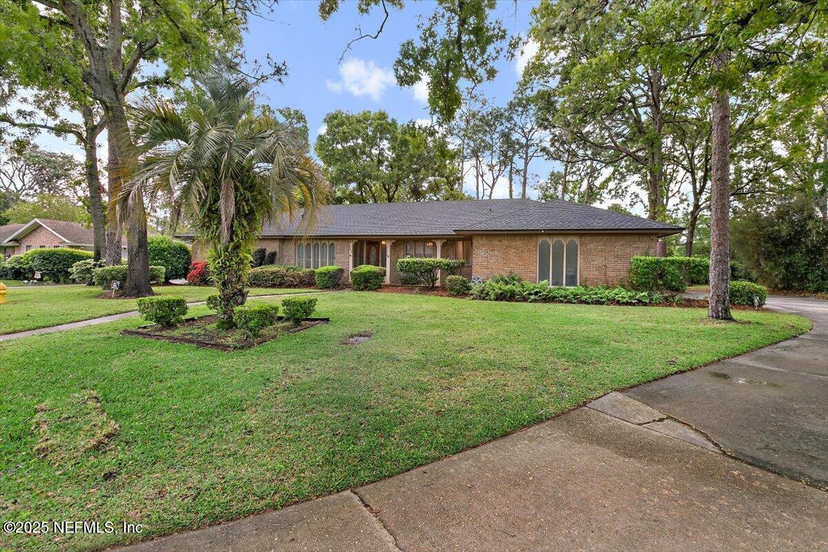 7332 BUCKSKIN Trail S