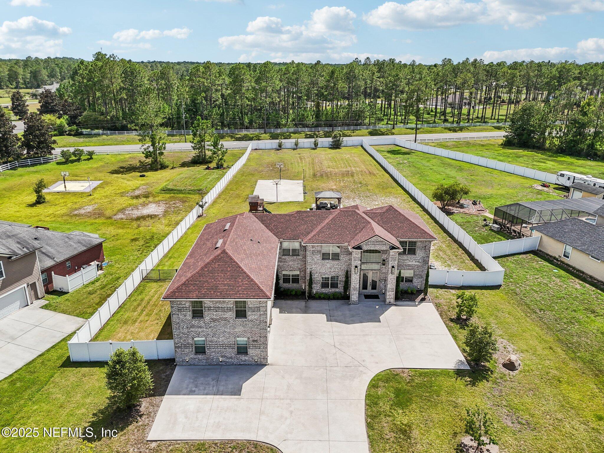 10114 FAIR HILL Court