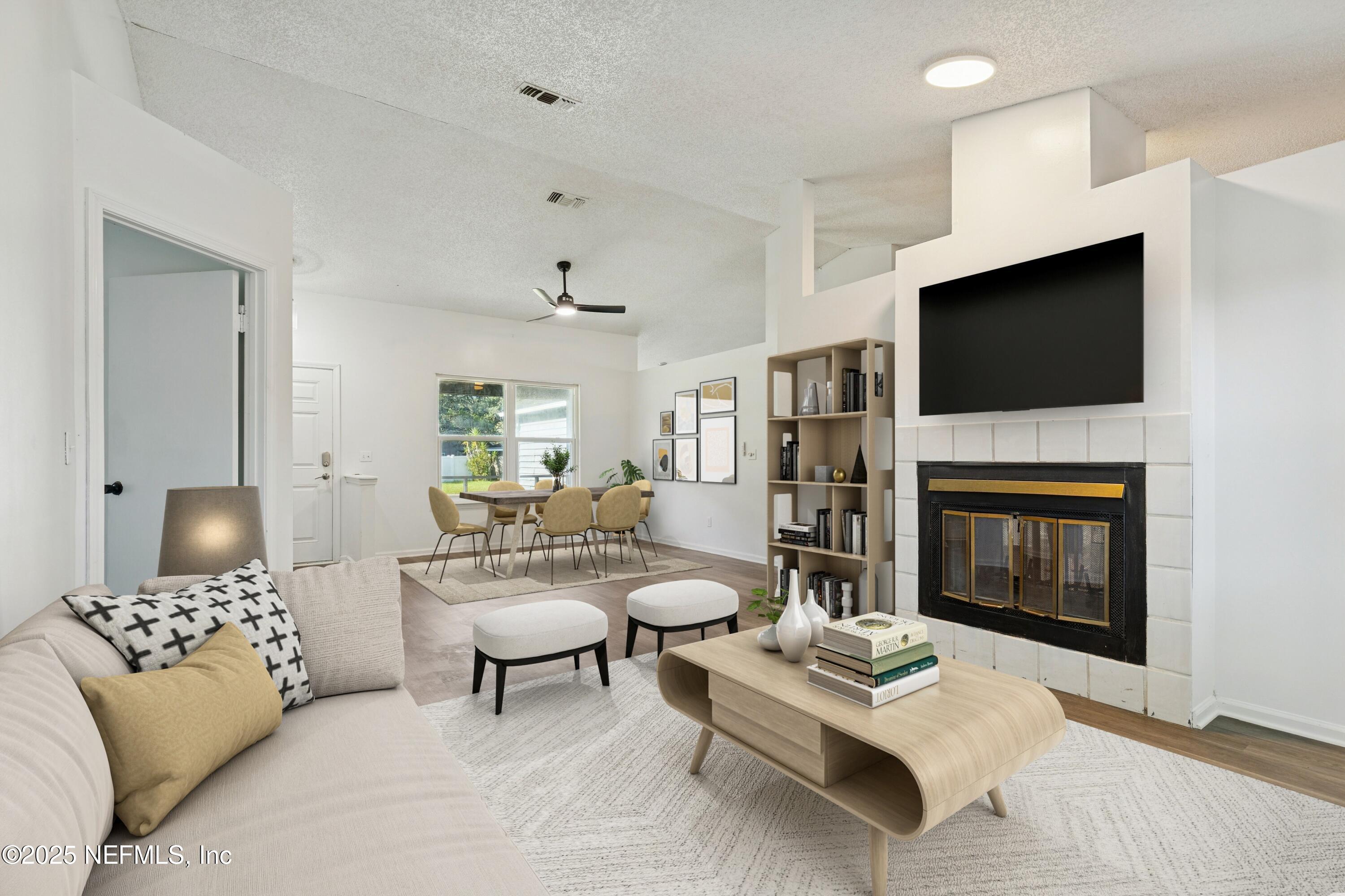 8473 SPENCERS TRACE Drive