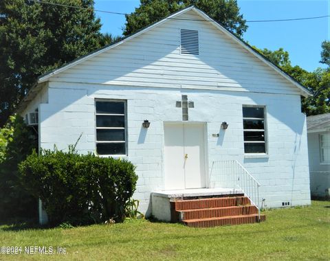 A home in Jacksonville