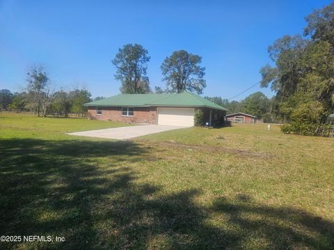 A home in Lake Butler