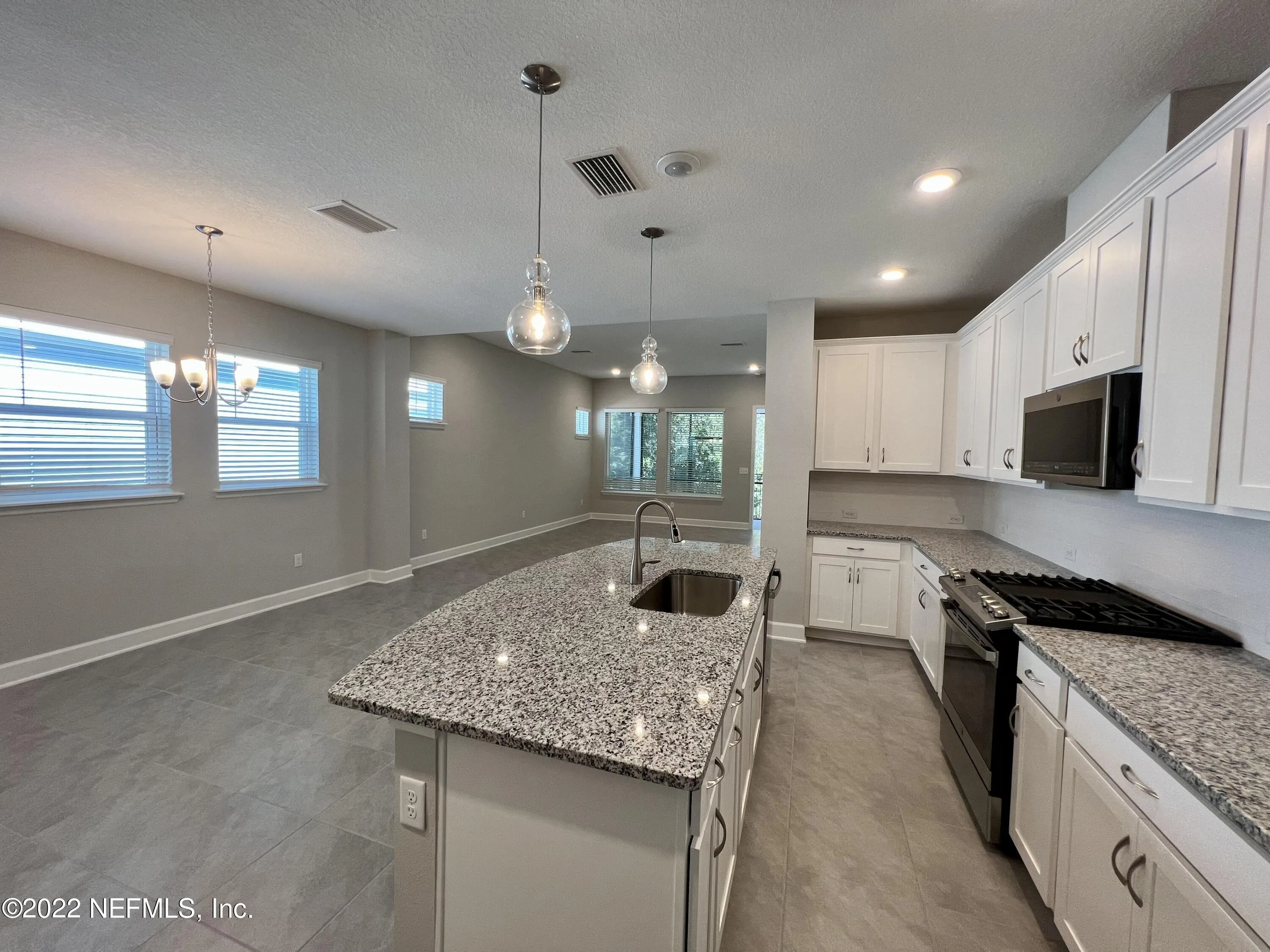 St Augustine, Florida 32092, United States, 3 Bedrooms Bedrooms, ,2 BathroomsBathrooms,Residential,Pending,19406