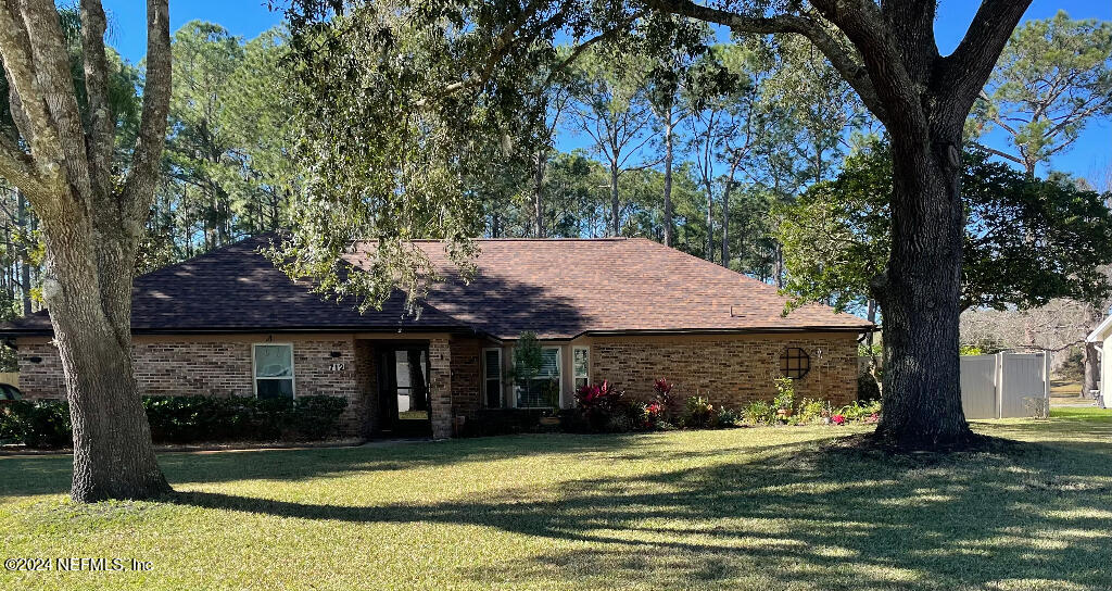 St Johns, FL home for sale located at 712 Chesswood Court, St Johns, FL 32259
