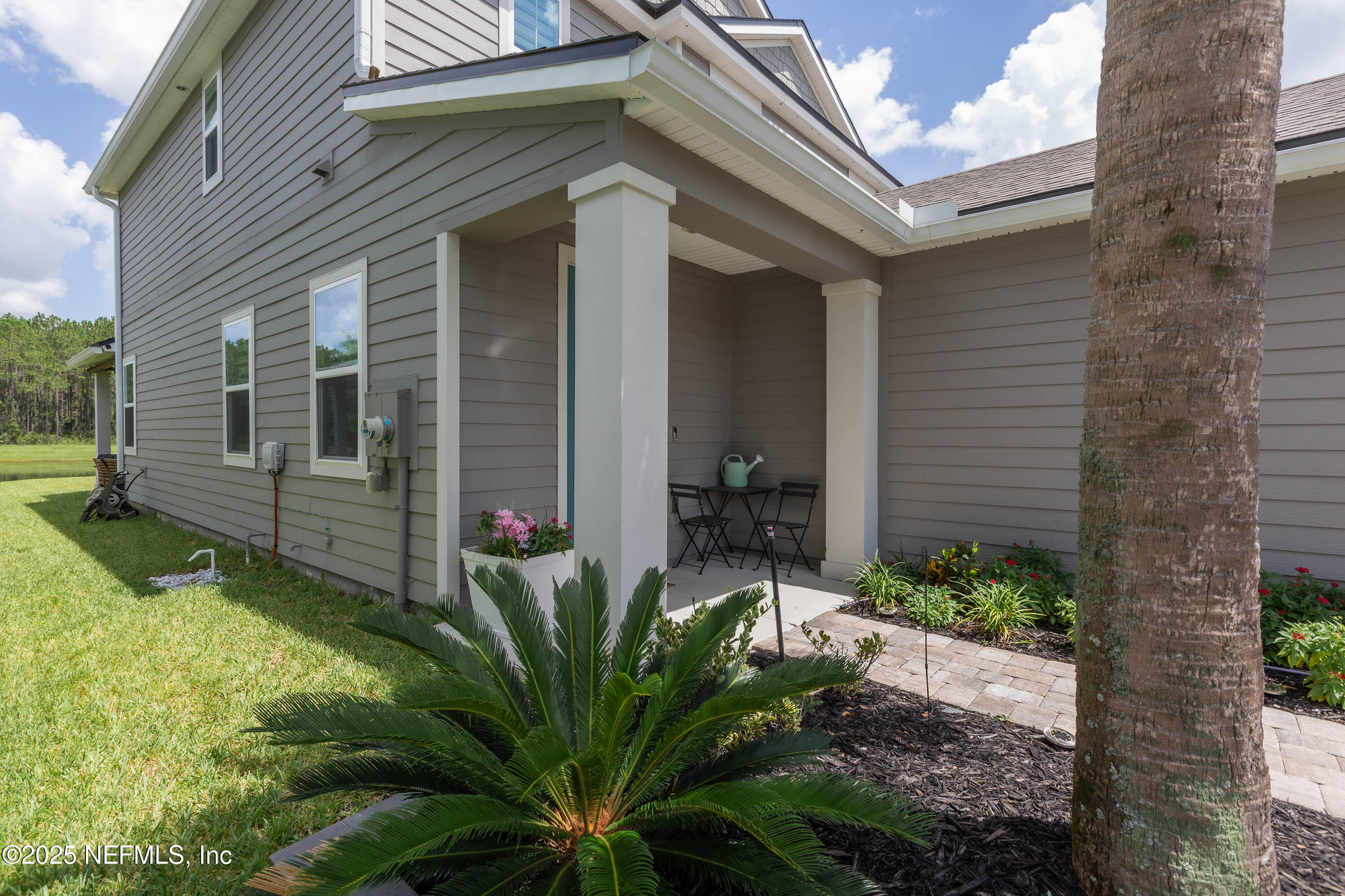 197 CREEKMORE Drive