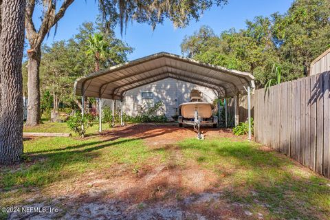 A home in Interlachen