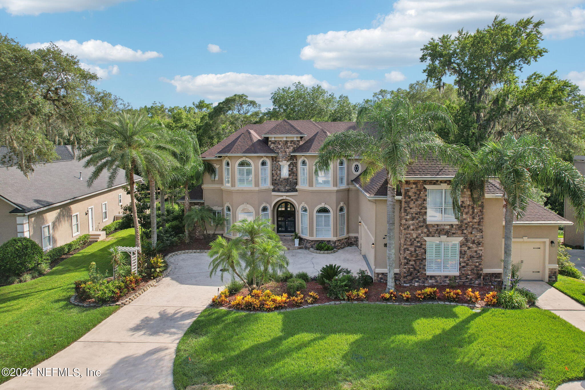 1128 MILL CREEK Drive