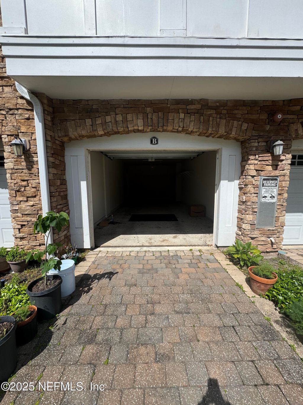 listing image 57