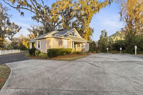 A home in Middleburg