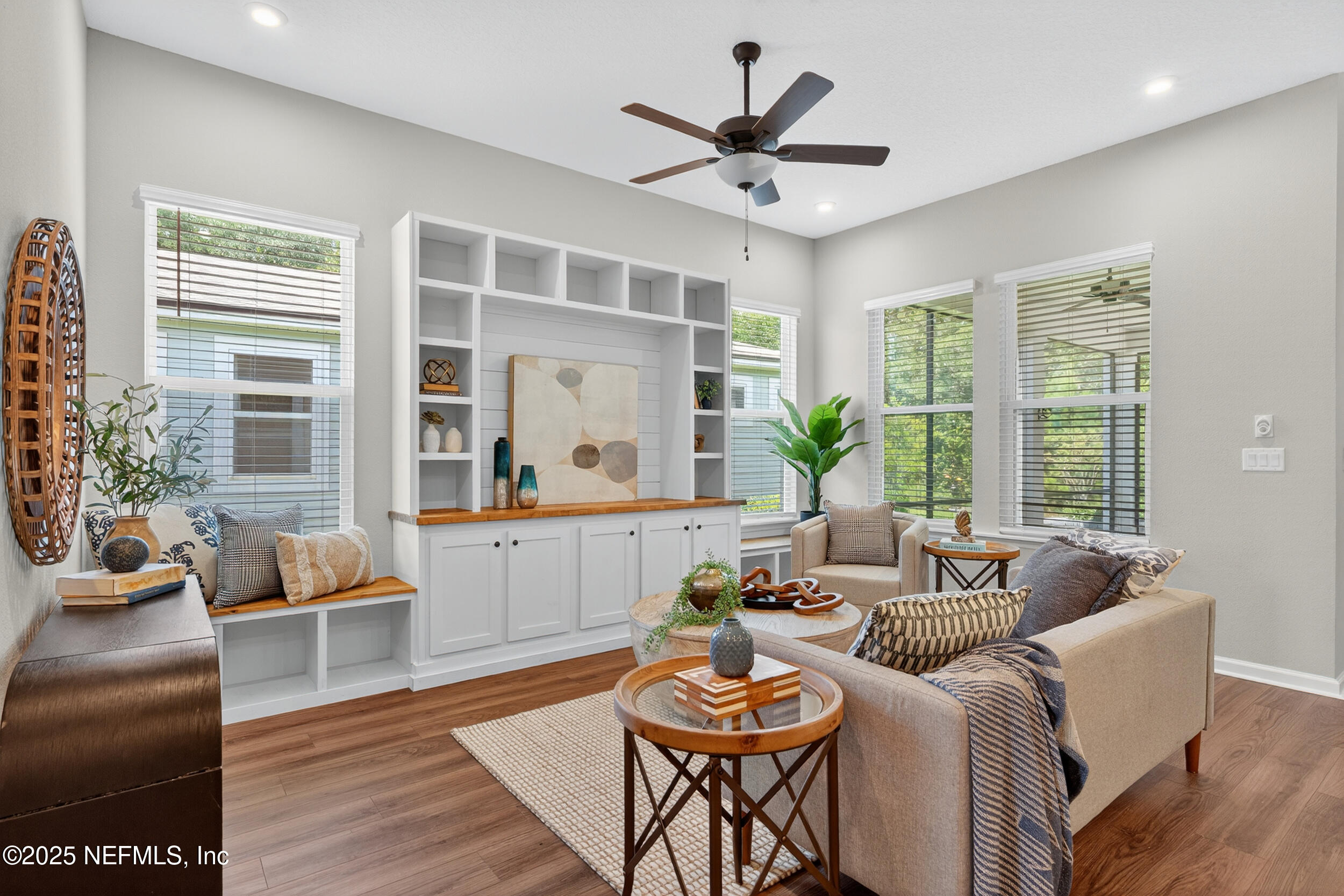 336 JUNIPER HILLS Drive