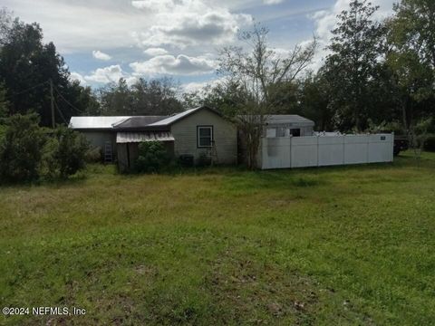 A home in Yulee