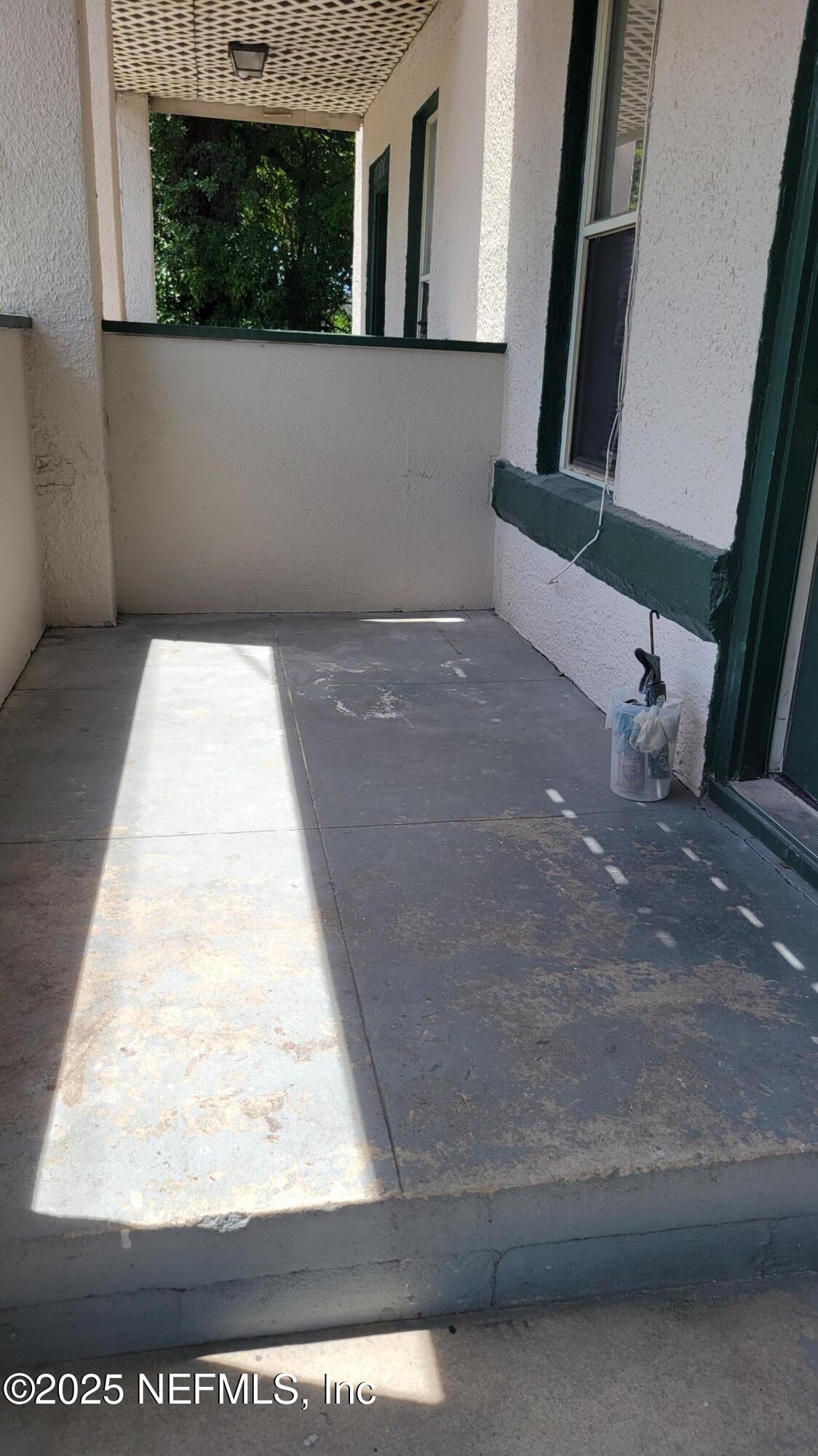 2514 WALNUT Street 2518