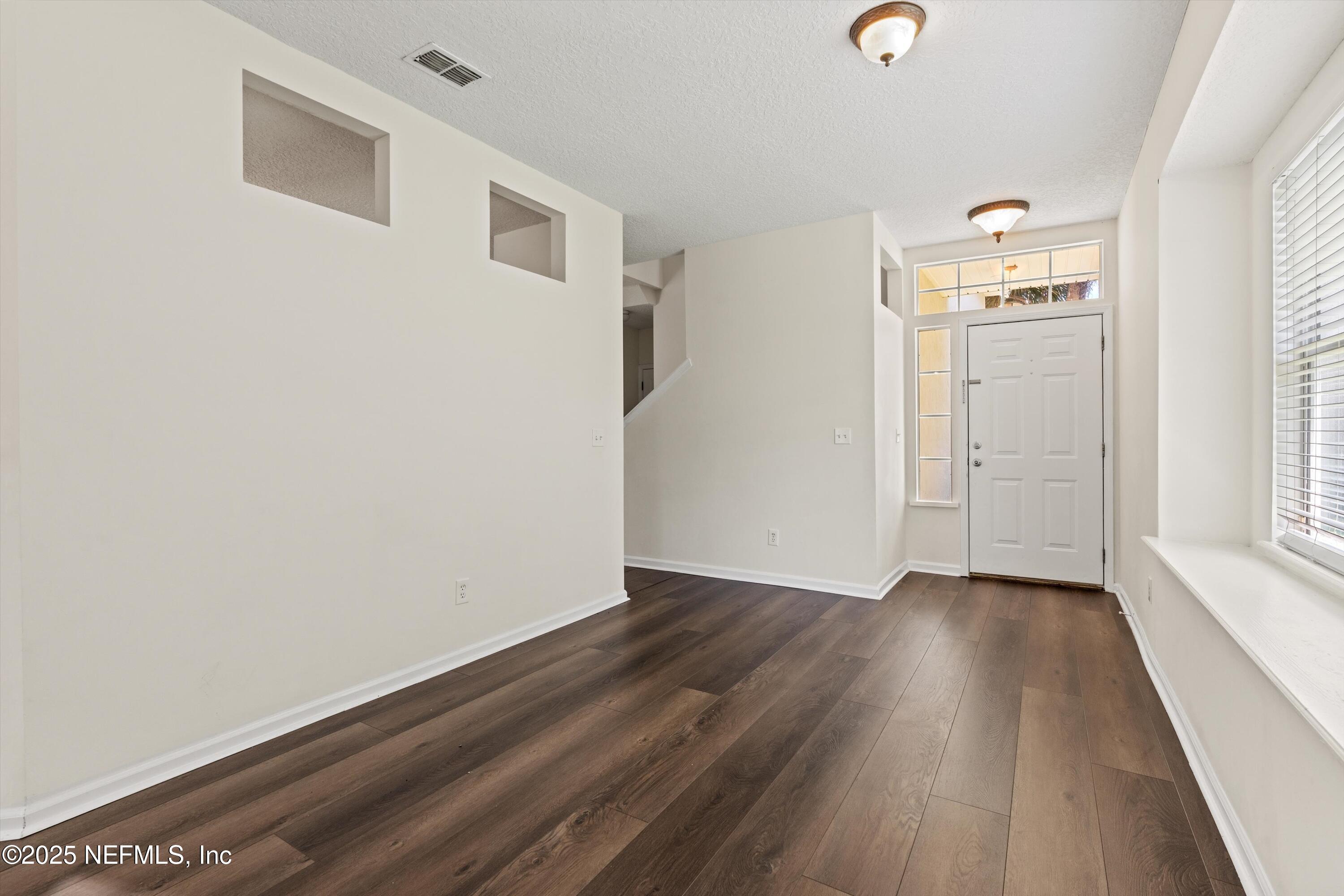 124 SHELBYS COVE Court