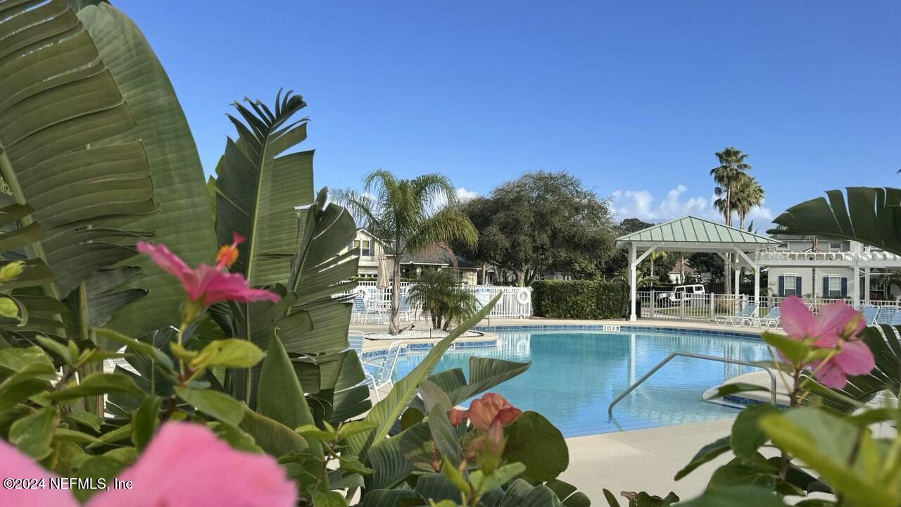 2801 ST MAARTEN Court