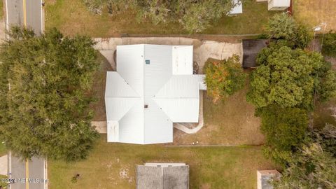 A home in East Palatka