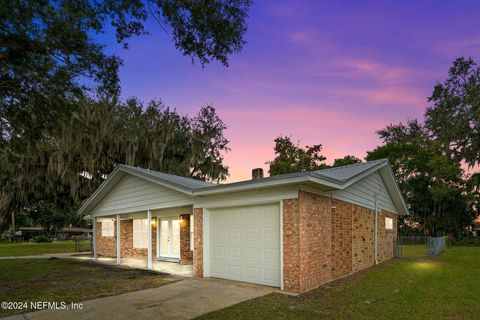 A home in East Palatka