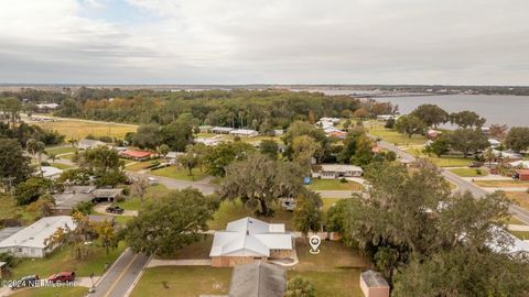 A home in East Palatka