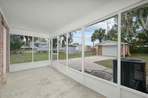 A home in East Palatka