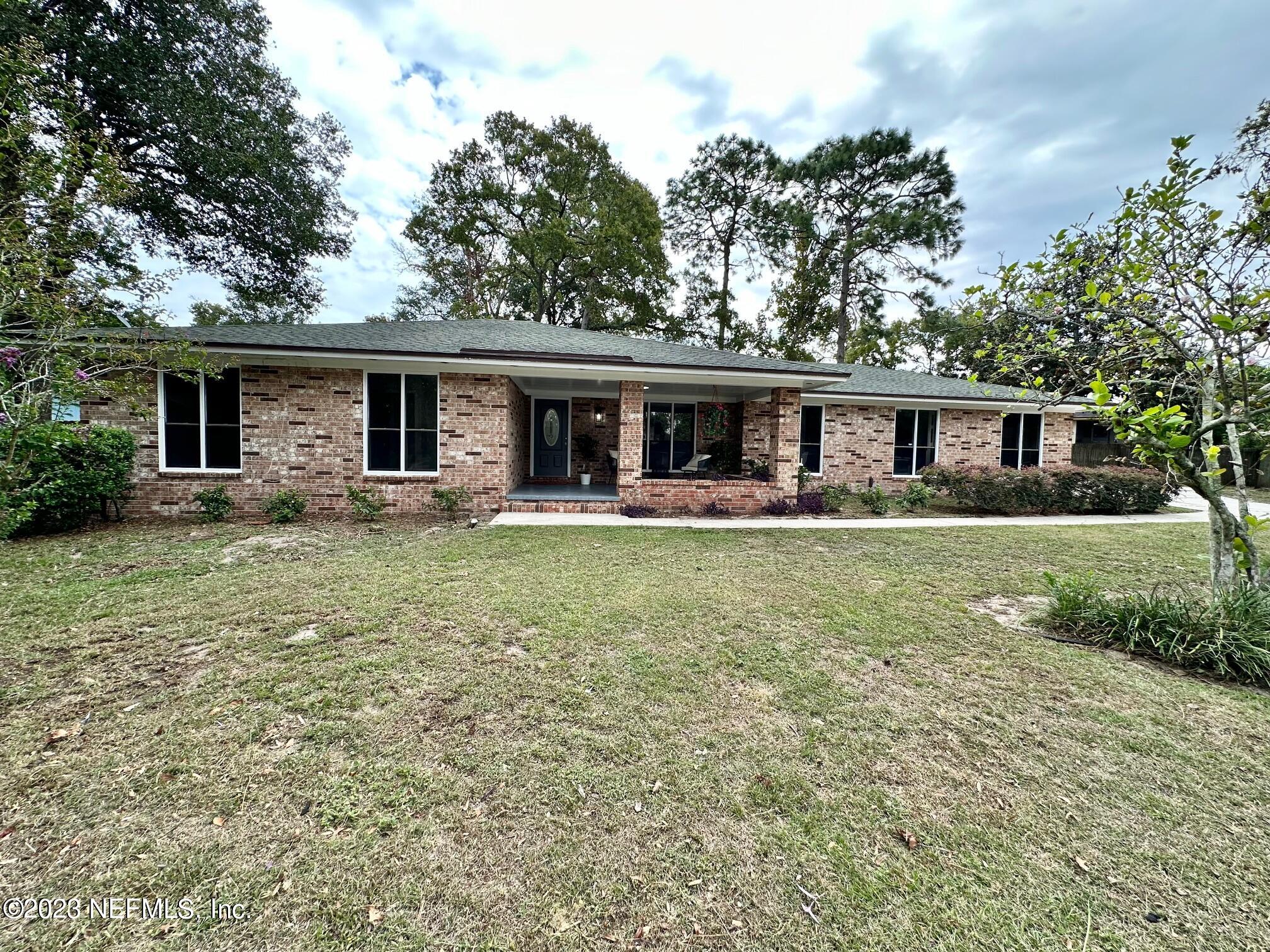 JACKSONVILLE, FL home for sale located at 6175 BRIARFOREST RD N, JACKSONVILLE, FL 32277