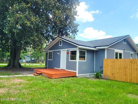 321 JACKSON Avenue N Jacksonville FL 32220