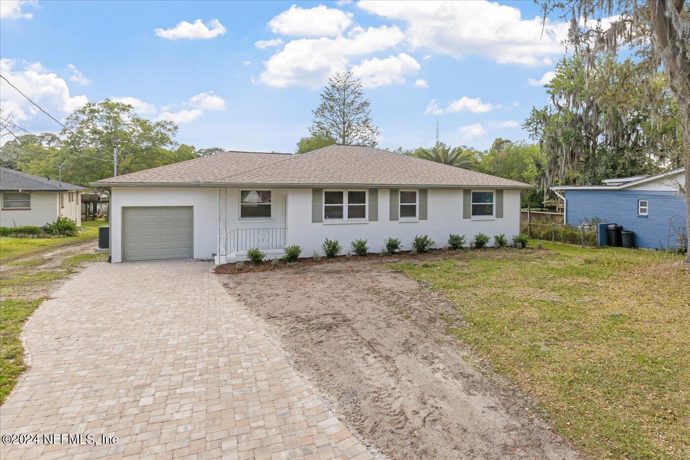 Jacksonville, FL home for sale located at 5428 WATERSIDE Drive, Jacksonville, FL 32210