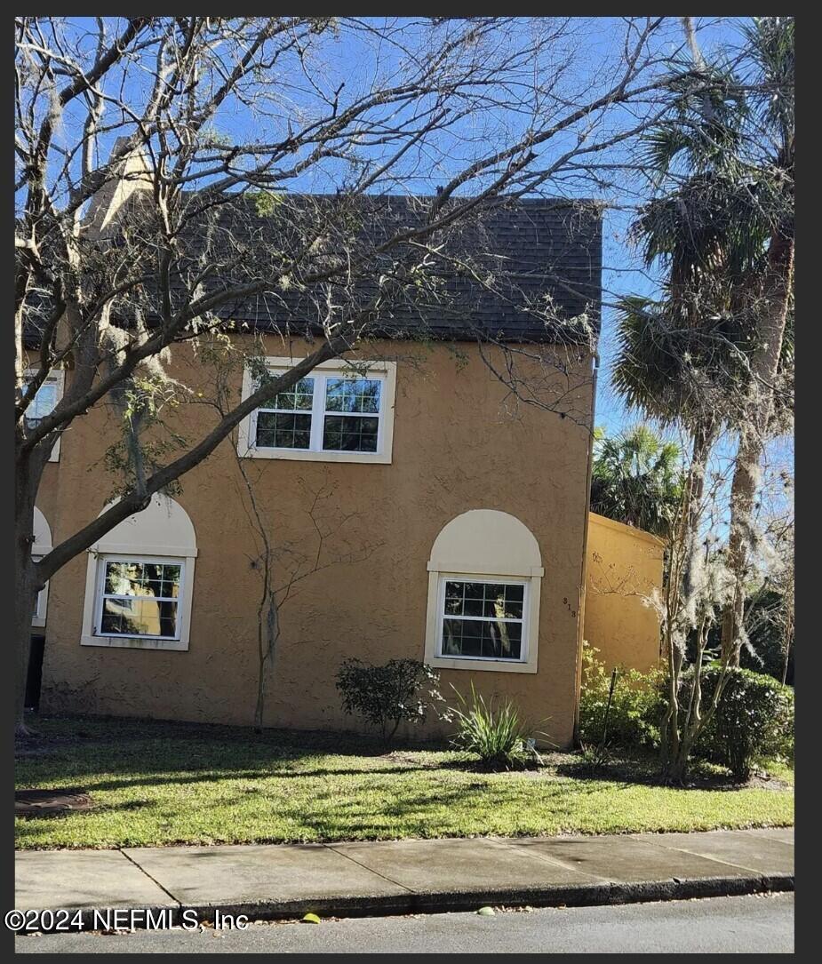 Jacksonville, FL home for sale located at 313 Greencastle Road, Jacksonville, FL 32225