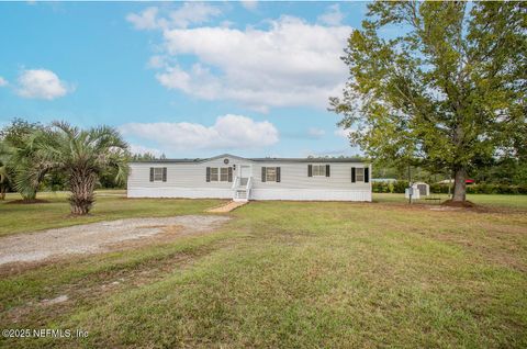 9598 PINE TOP Road S Glen St. Mary FL 32040