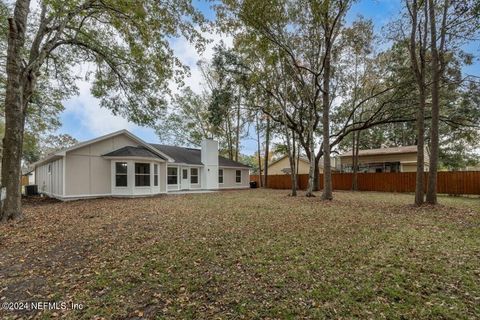 A home in Middleburg