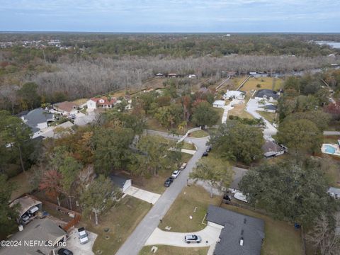 A home in Middleburg