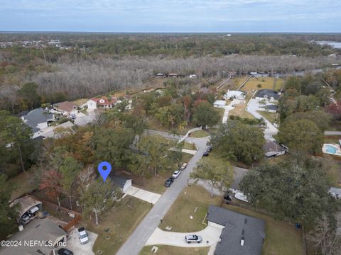 A home in Middleburg