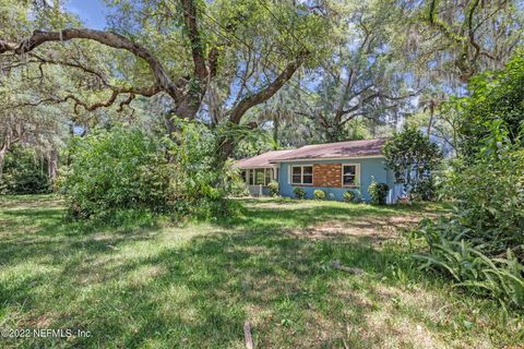 A home in Palatka