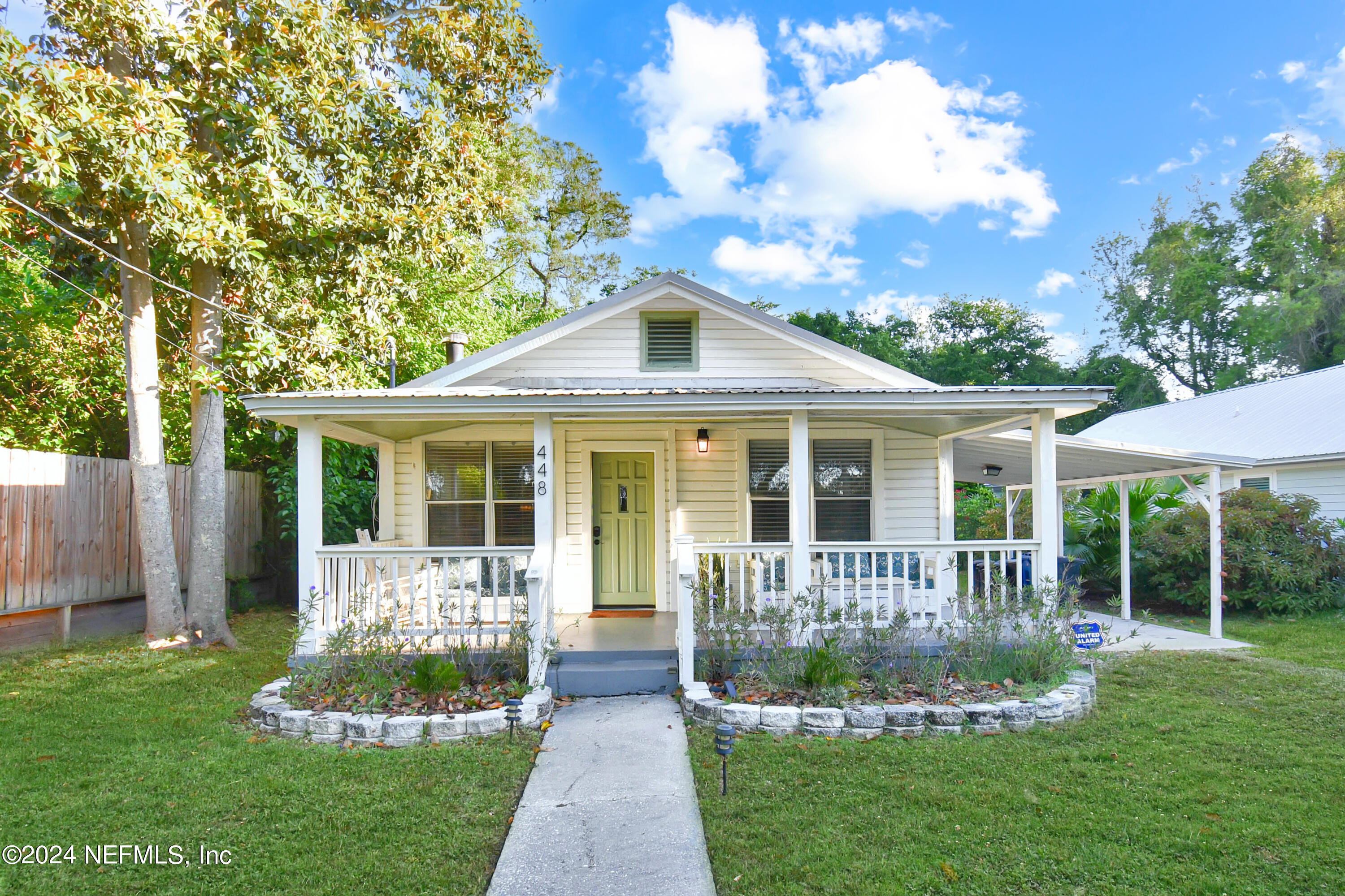 St Augustine, FL home for sale located at 448 Columbus Street, St Augustine, FL 32084