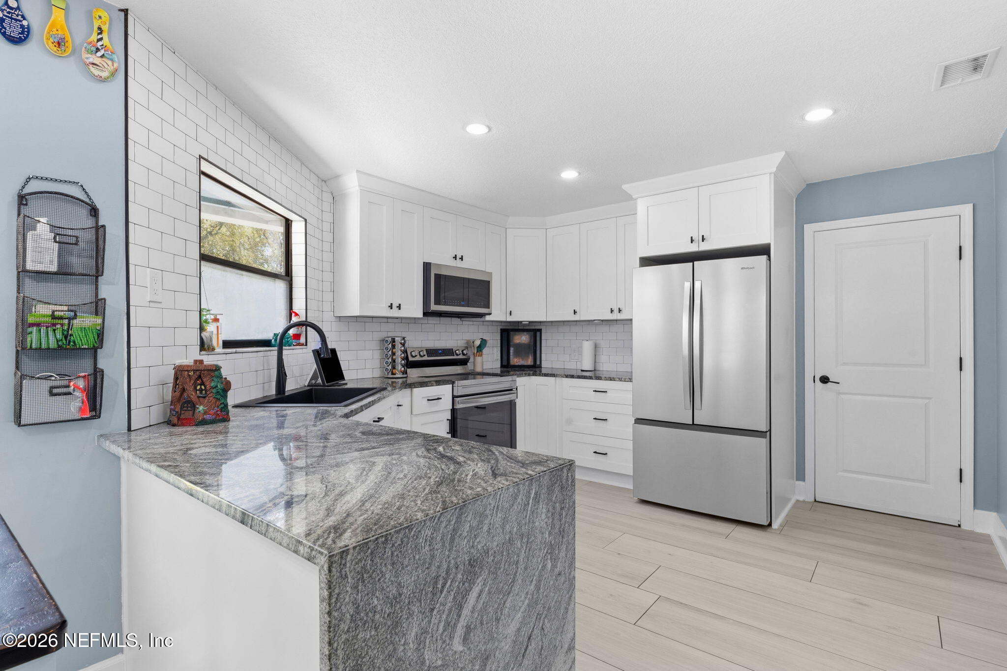 1006 LAKE ASBURY Drive