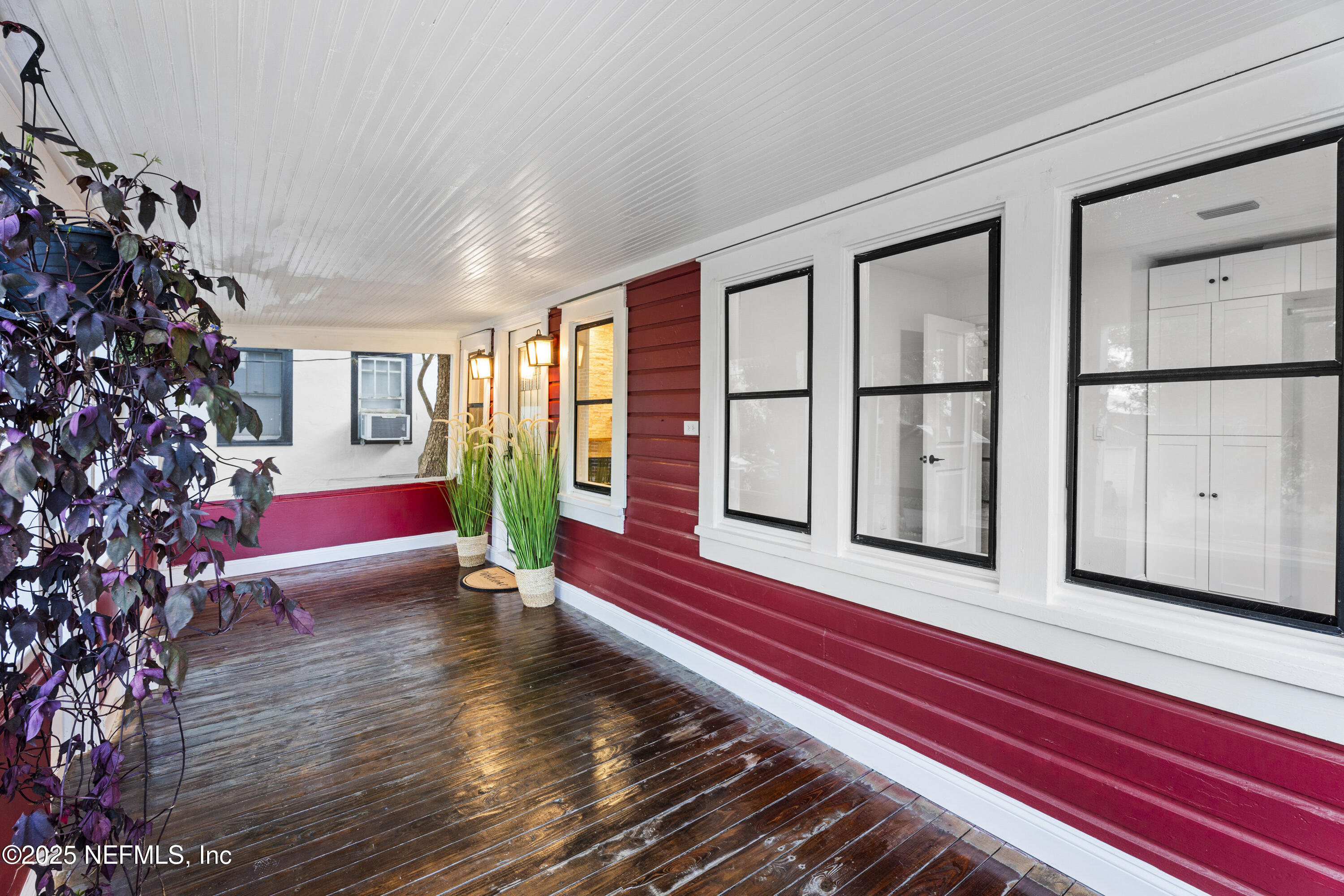 136 WASHINGTON Street