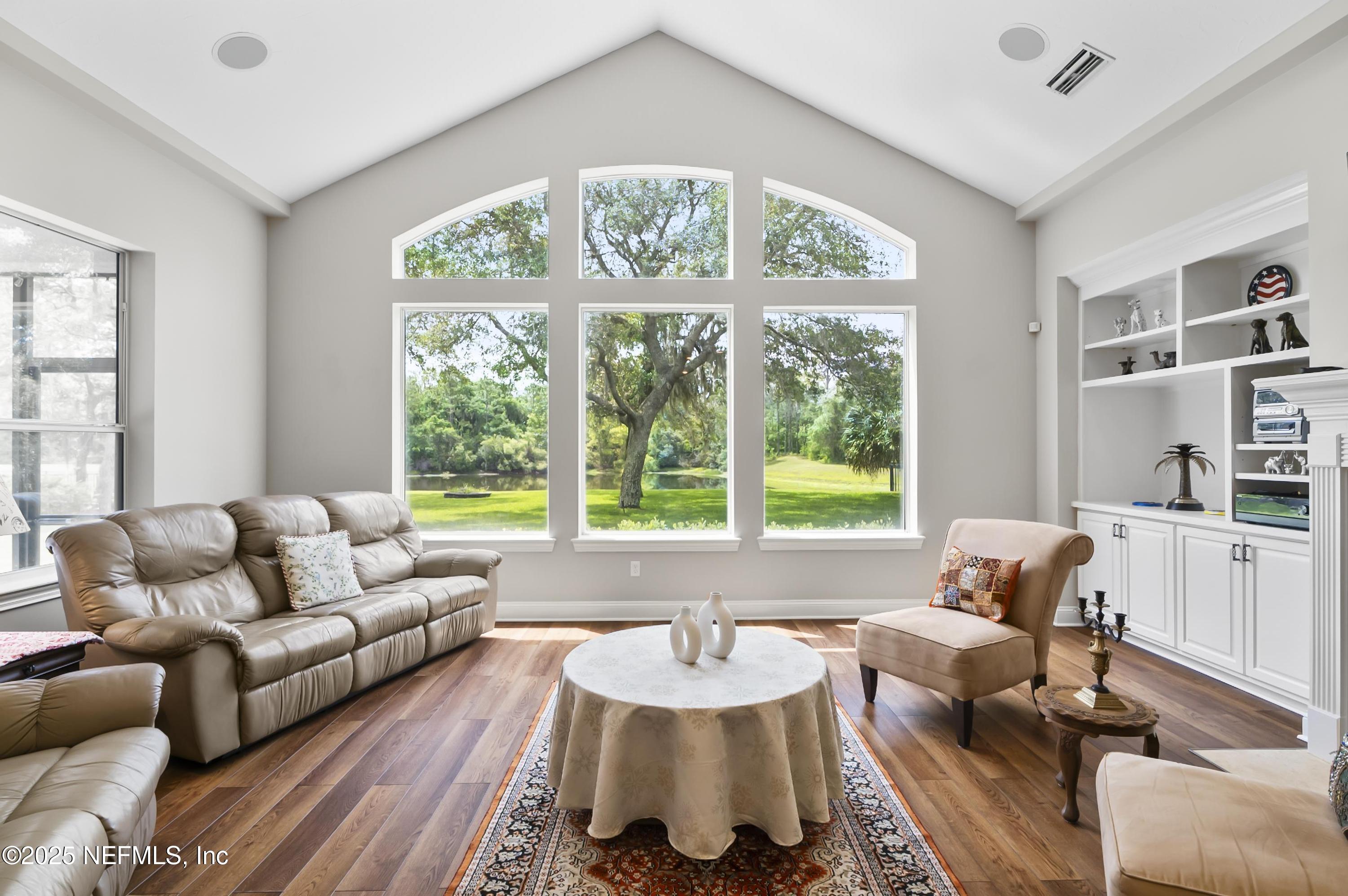 649 TREEHOUSE Circle