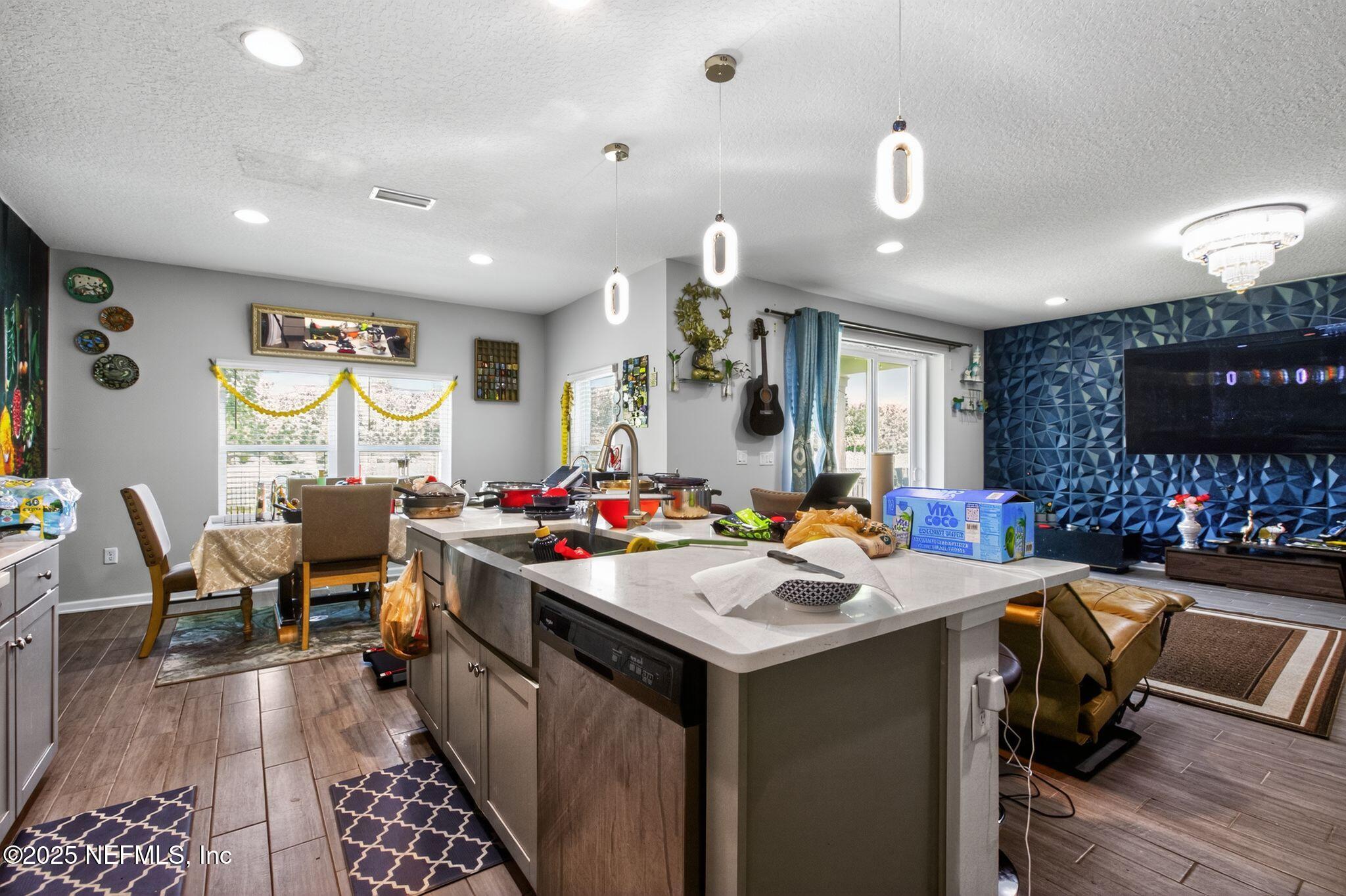 204 BROOKGREEN Way