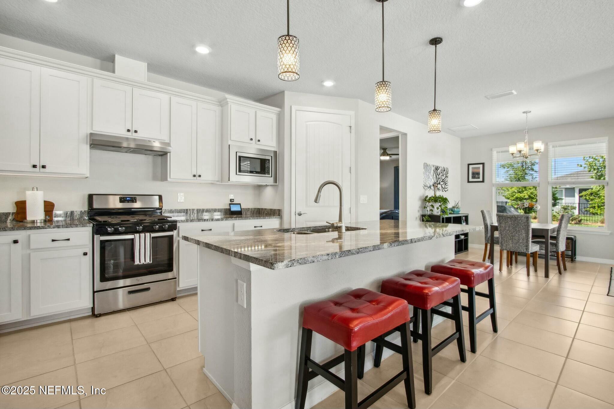 11109 KENTWORTH Way