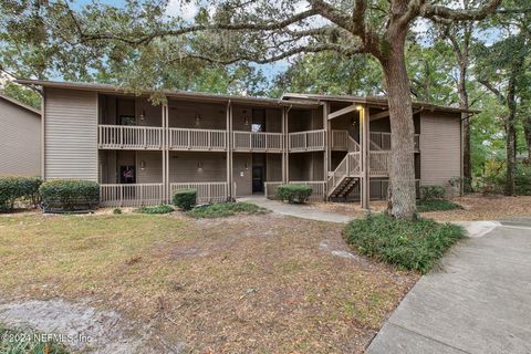 A home in Middleburg