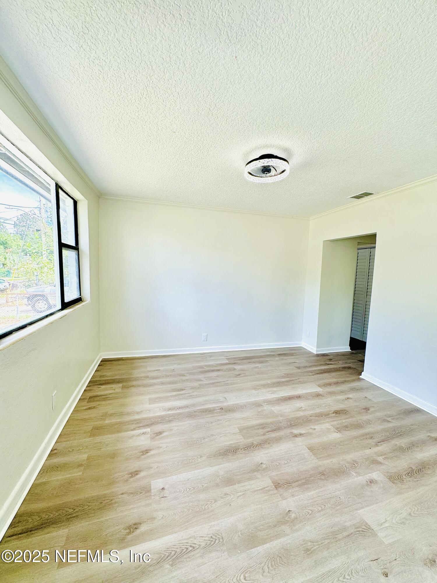 1416 W 32ND ST Street