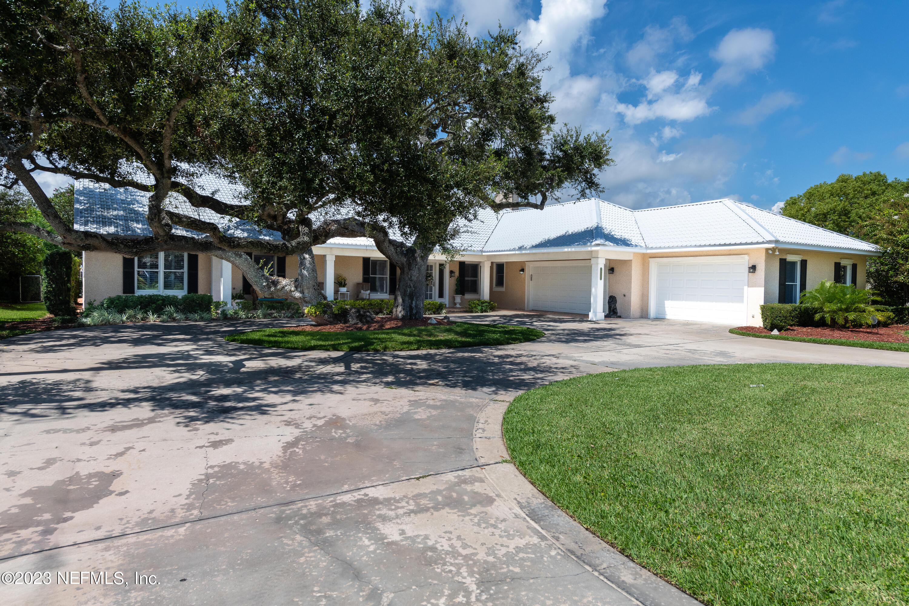 Ormond Beach, FL home for sale located at 360 JOHN ANDERSON Drive, Ormond Beach, FL 32174
