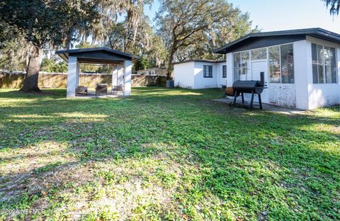 A home in Jacksonville