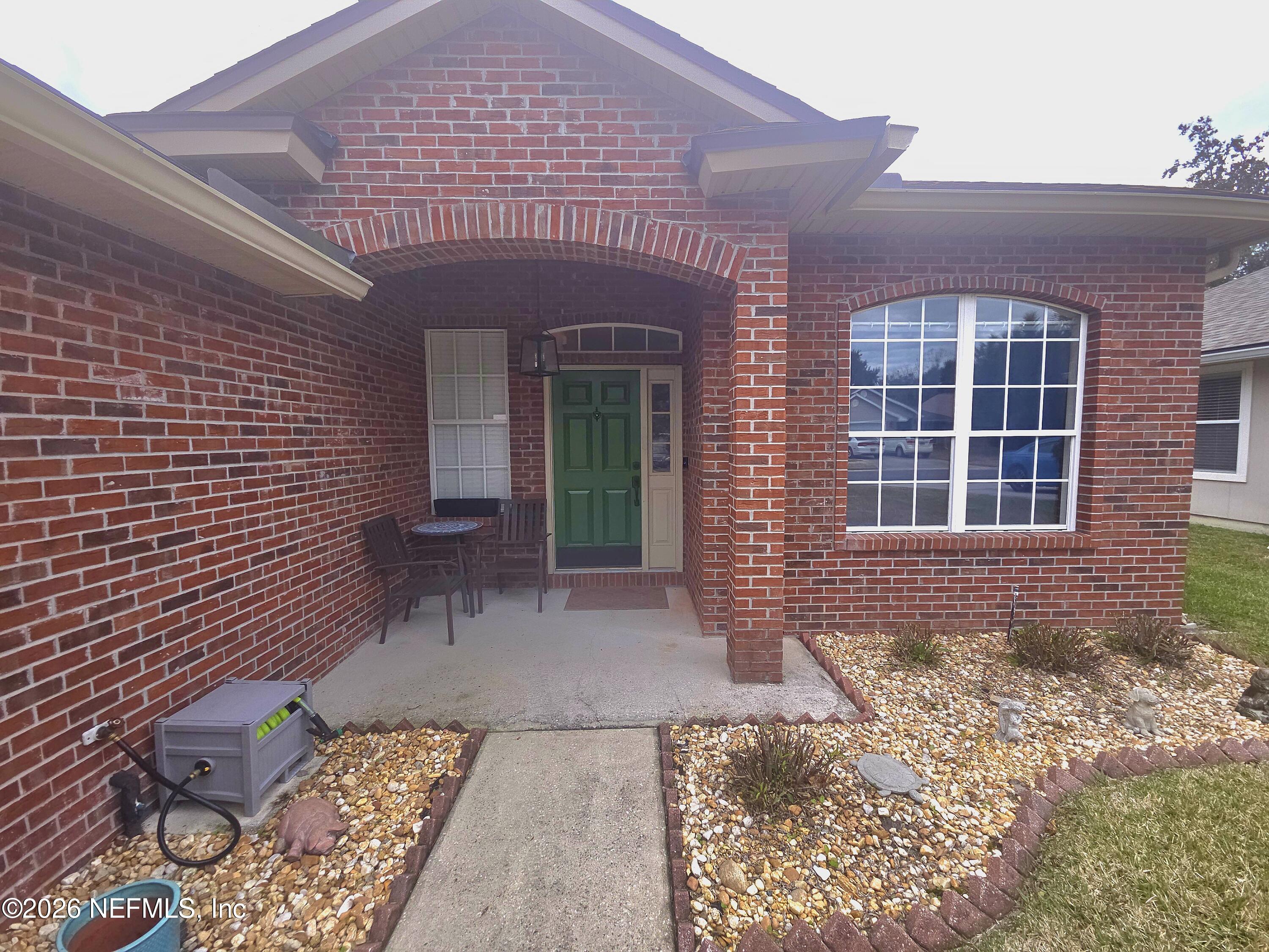 2864 CROSS CREEK Drive