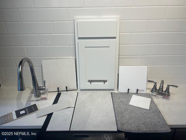 326 ALEXANDRITE Street