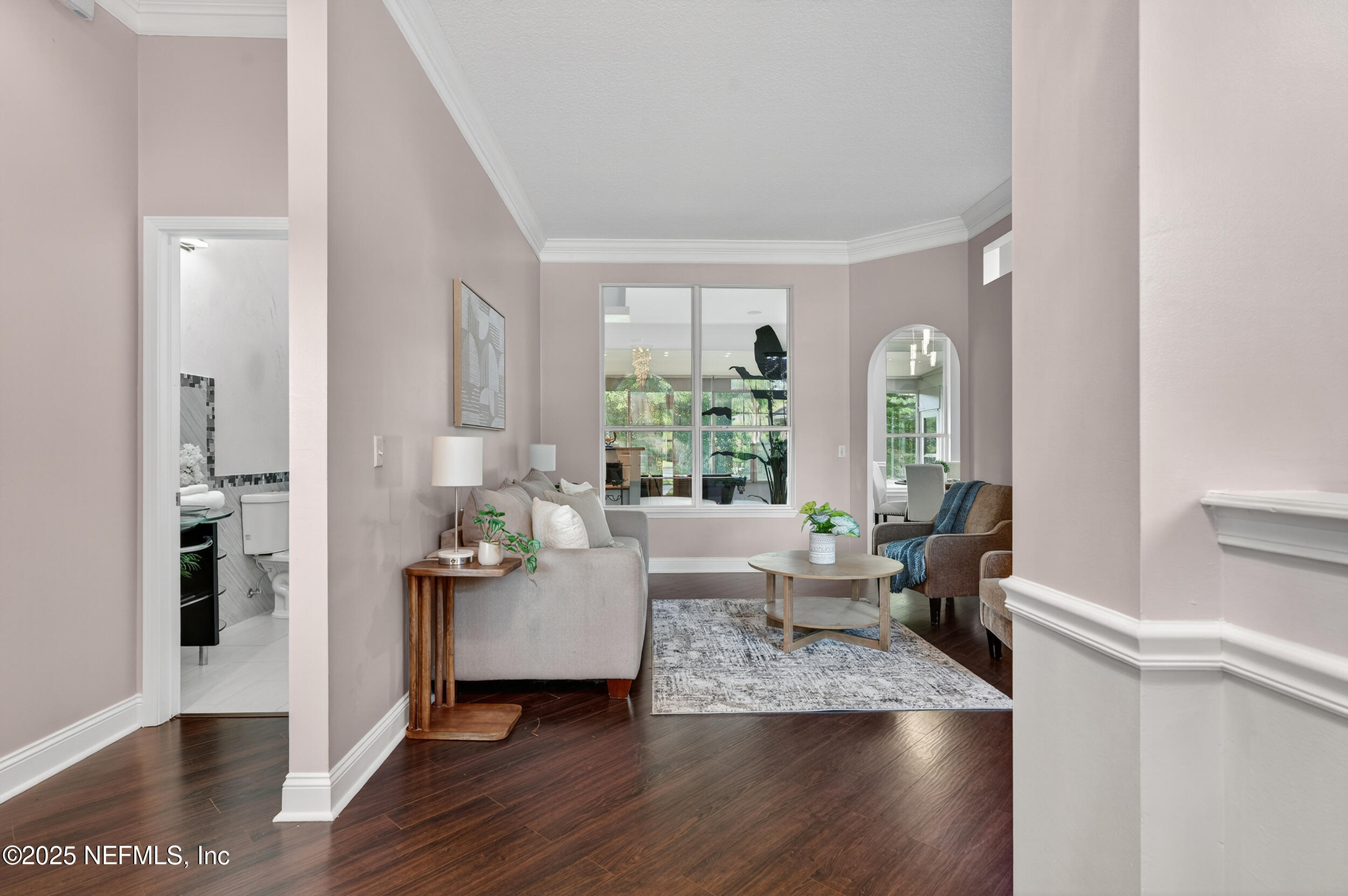 701 VIOLET Place