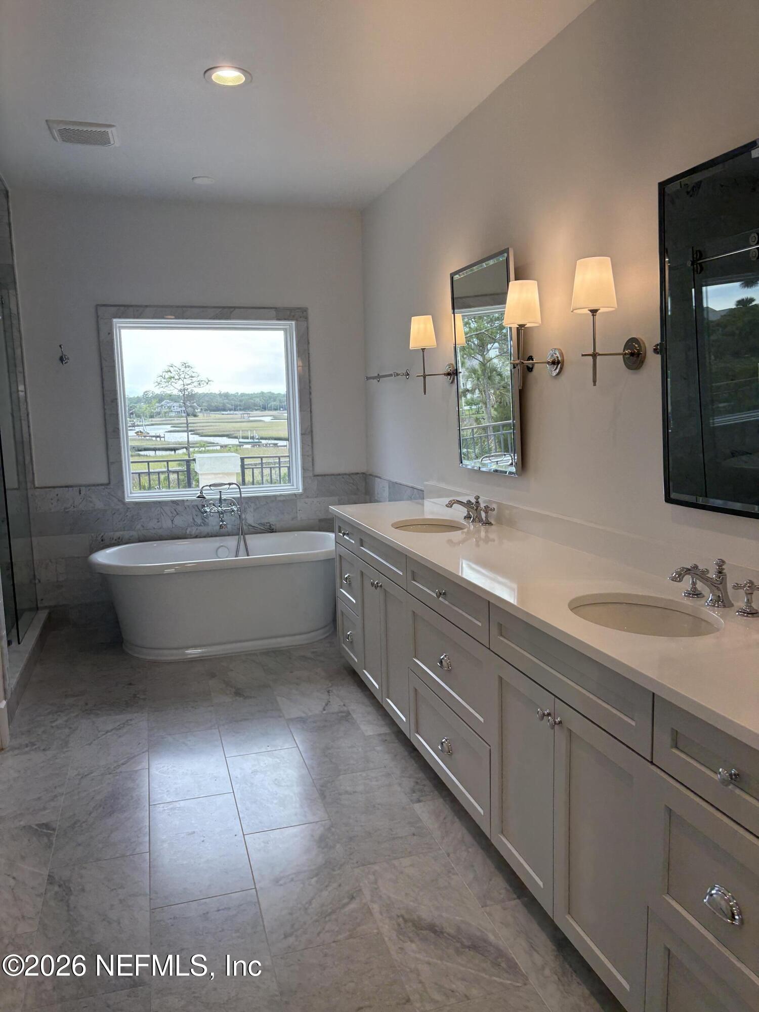 121 CARRIAGE LAMP Way