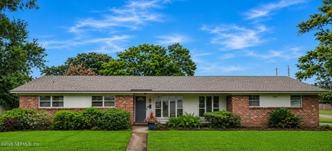 Photo of 5004 S WINCHESTER Drive S, Jacksonville, FL 32217 (MLS # 2151680)