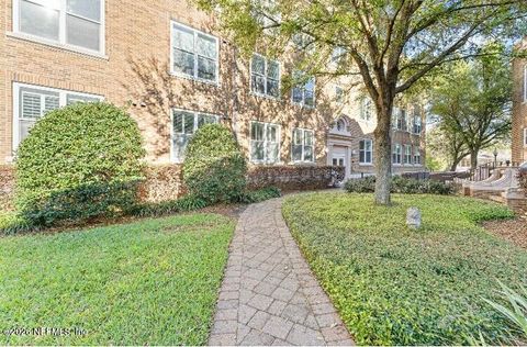 Photo of 2525 COLLEGE Street #2304, Jacksonville, FL 32204 (MLS # 2156346)