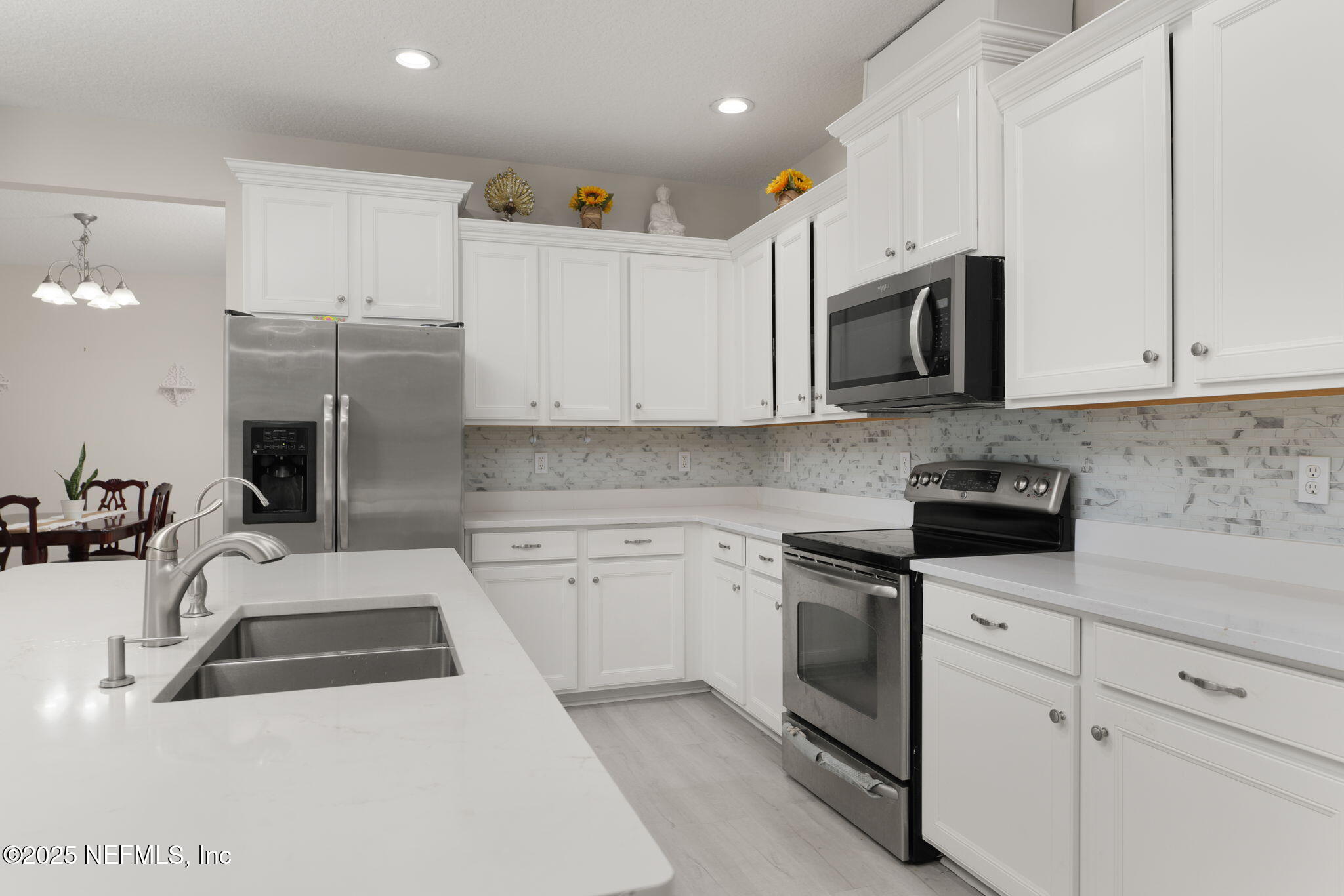 6748 GREENLAND CHASE Boulevard