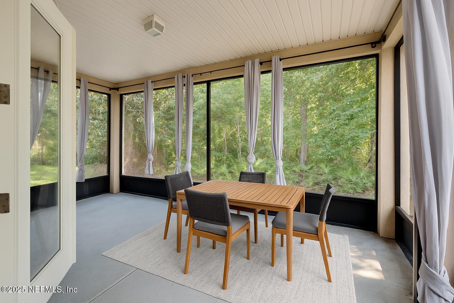 6748 GREENLAND CHASE Boulevard