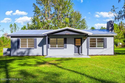 A home in Lake Butler